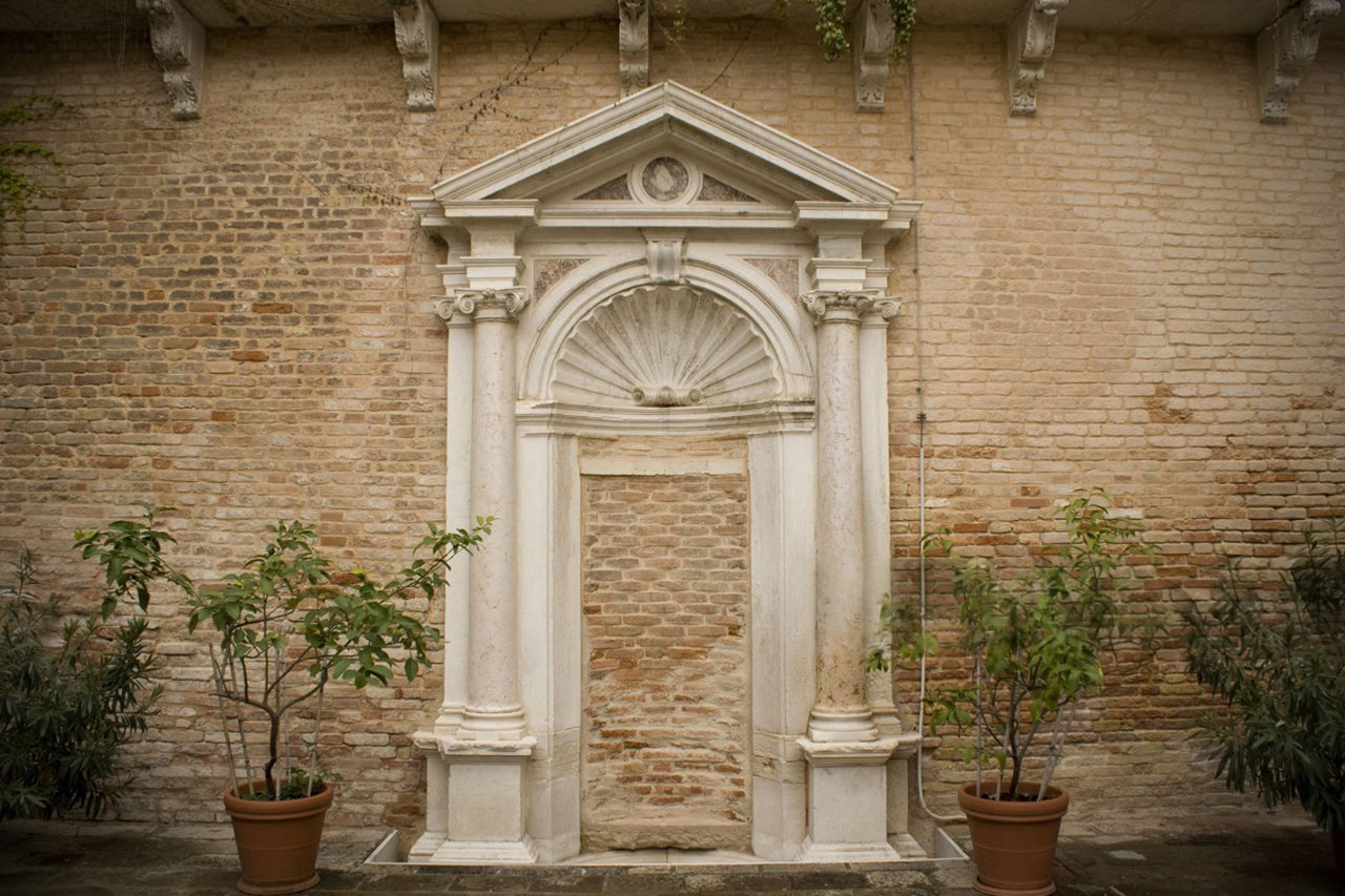 12 Best Outdoor Wall Fountains for Stunning Garden Charm