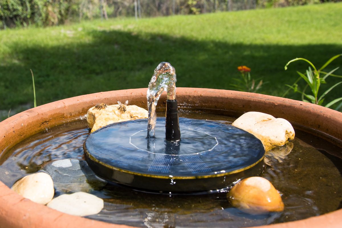 5 Awesome Benefits of Owning A Solar Water Fountain